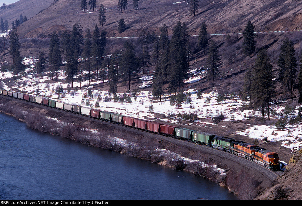 BNSF 1103